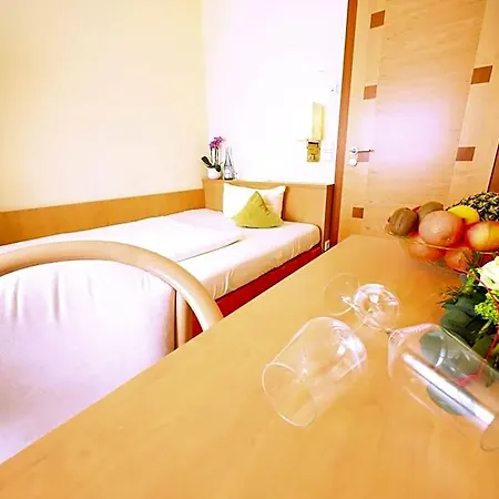Hotel Wohngut 4*